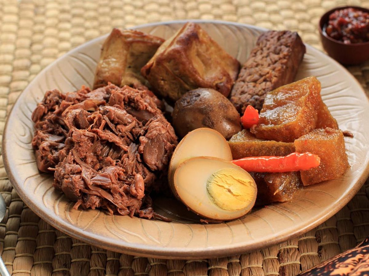 Kuliner Khas Jogja: Hidangan Tradisional yang Melekat di Hati