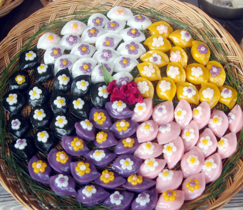 Kelezatan Kue Tradisional Khas Negeri Ginseng