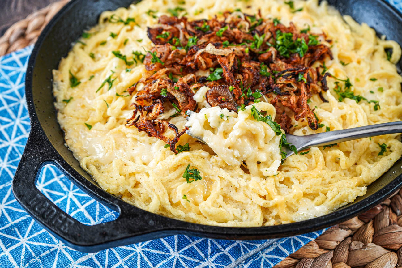 Kuliner Ikonik Jerman yang Menawarkan Cita Rasa Gurih dan Melegenda