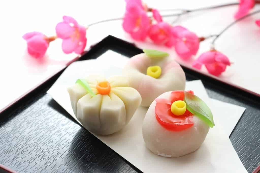 Jenis Wagashi Paling Populer yang Wajib Anda Cicipi